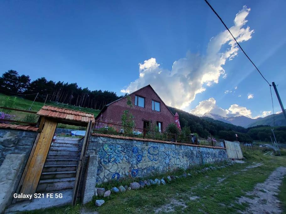 Peak House Villa Kasbegi Buitenkant foto
